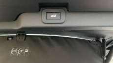 Land Rover Discovery 3.0 D300 Dynamic HSE 5dr Auto Diesel Station Wagon